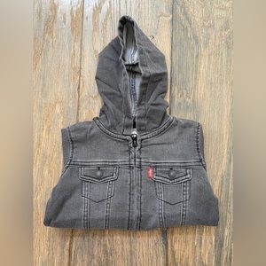 New With Tags Levi’s Jean Jacket